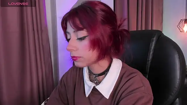 Snapshot of cloe__palmer chatting on 03.13.25 cloe palmer online show from 03.13.25