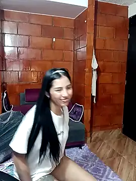 Snapshot of Raven__purple chatting on 01.29.25 Raven  purple online show from 01.29.25