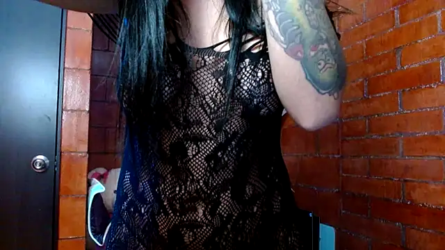 Snapshot of Raven__purple chatting on 03.20.25 Raven  purple online show from 03.20.25