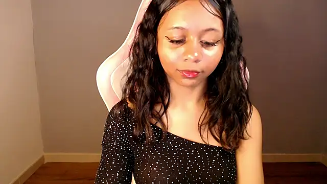 Snapshot of Natasha_mh2 chatting on 02.01.25 Natasha mh2 online show from 02.01.25