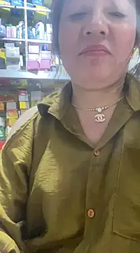 Snapshot of Cesywet chatting on 02.12.25 Cesywet online show from 02.12.25