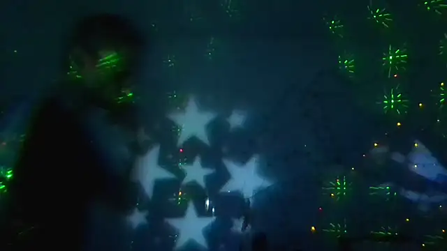 Snapshot of brunoguunot chatting on 12.23.24 brunoguunot online show from 12.23.24