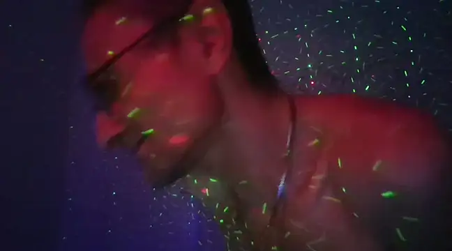 Snapshot of brunoguunot chatting on 12.23.24 brunoguunot online show from 12.23.24