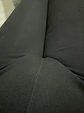 Snapshot of homidor chatting on 12.12.24 homidor online show from 12.12.24