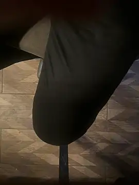 Snapshot of homidor chatting on 02.10.25 homidor online show from 02.10.25