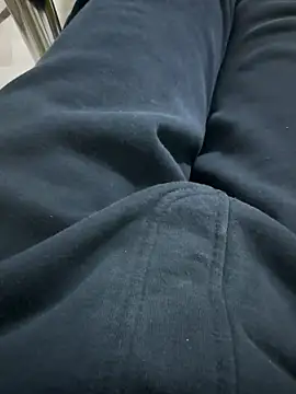 Snapshot of homidor chatting on 03.05.25 homidor online show from 03.05.25