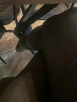 Snapshot of homidor chatting on 03.06.25 homidor online show from 03.06.25