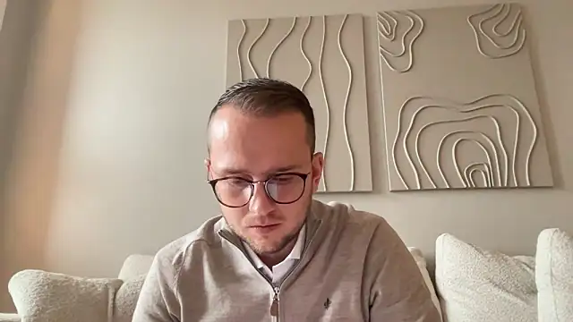 Snapshot of thehornyguy97 chatting on 11.10.25 thehornyguy97 online show from 11.10.25