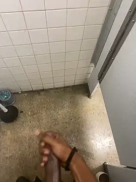 Snapshot of zeekBbc chatting on 01.25.25 zeekBbc online show from 01.25.25