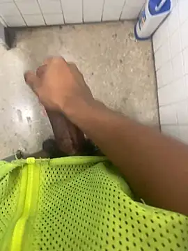 Snapshot of zeekBbc chatting on 02.02.25 zeekBbc online show from 02.02.25