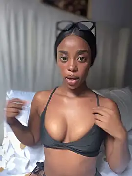 BhadBhad Kitty online show from 03.20.25