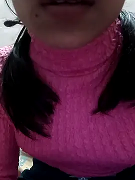 Snapshot of Riyu_05 chatting on 12.24.24 Riyu 05 online show from 12.24.24