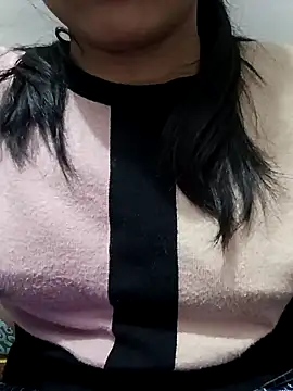 Snapshot of Riyu_05 chatting on 12.28.24 Riyu 05 online show from 12.28.24