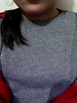 Snapshot of Riyu_05 chatting on 12.31.24 Riyu 05 online show from 12.31.24