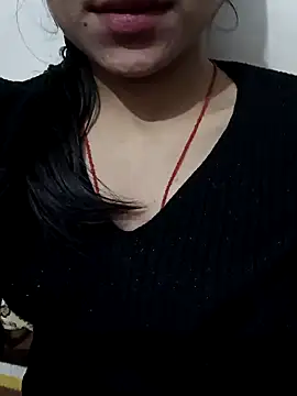 Snapshot of Riyu_05 chatting on 01.08.25 Riyu 05 online show from 01.08.25