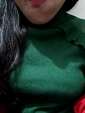 Snapshot of Riyu_05 chatting on 01.13.25 Riyu 05 online show from 01.13.25