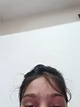 Snapshot of Riyu_05 chatting on 01.30.25 Riyu 05 online show from 01.30.25