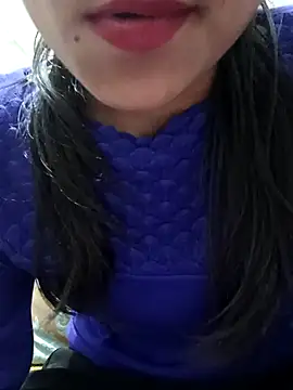 Snapshot of Riyu_05 chatting on 02.04.25 Riyu 05 online show from 02.04.25