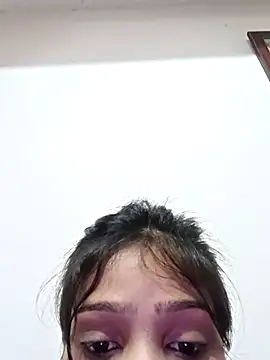 Snapshot of Riyu_05 chatting on 02.20.25 Riyu 05 online show from 02.20.25