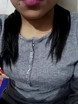 Snapshot of Riyu_05 chatting on 03.06.25 Riyu 05 online show from 03.06.25