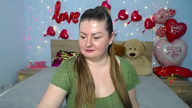 ZannaDreil online show from 02.06.25