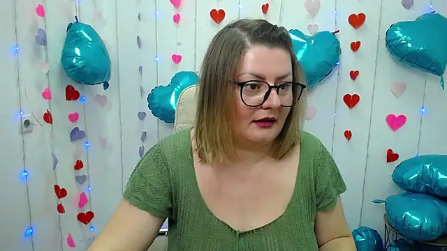 ZannaDreil online show from 02.07.25