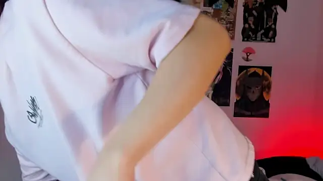 Snapshot of Max_lover1 chatting on 10.24.25 Max lover1 online show from 10.24.25