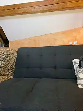 Snapshot of Cheinneyia chatting on 01.16.25 Cheinneyia online show from 01.16.25