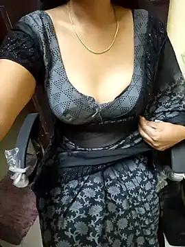 Snapshot of Roja-Telugu777 chatting on 02.04.25 Roja-Telugu777 online show from 02.04.25