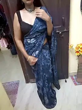 Snapshot of Roja-Telugu777 chatting on 02.07.25 Roja-Telugu777 online show from 02.07.25