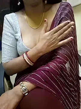 Snapshot of Roja-Telugu777 chatting on 03.13.25 Roja-Telugu777 online show from 03.13.25