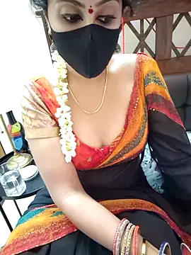 Snapshot of Roja-Telugu777 chatting on 09.10.25 Roja-Telugu777 online show from 09.10.25