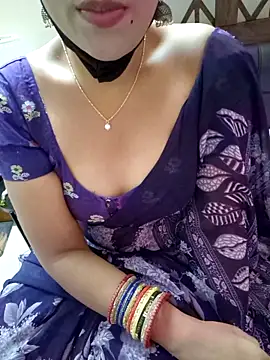 Snapshot of Roja-Telugu777 chatting on 10.15.25 Roja-Telugu777 online show from 10.15.25