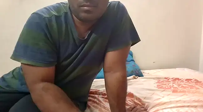 Snapshot of Varma3101 chatting on 01.19.25 Varma3101 online show from 01.19.25