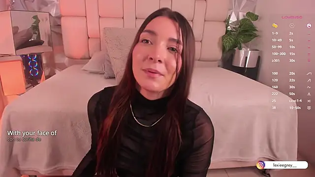 Snapshot of lexiee_grey_ chatting on 01.29.25 lexiee grey online show from 01.29.25
