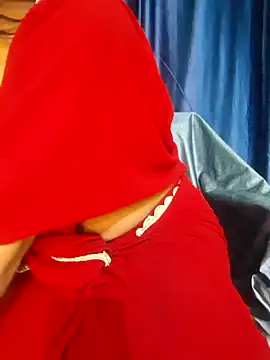 Snapshot of Lufi_2 chatting on 10.12.25 Lufi 2 online show from 10.12.25