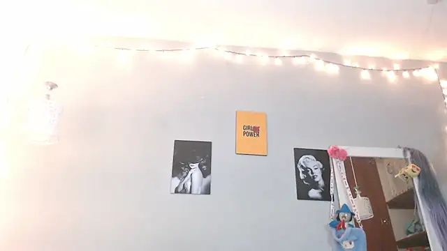 Snapshot of Kimandyuk chatting on 01.07.25 Kimandyuk online show from 01.07.25