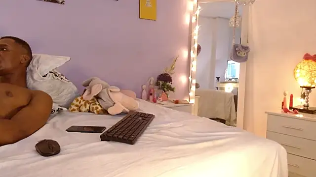 Snapshot of Kimandyuk chatting on 01.29.25 Kimandyuk online show from 01.29.25