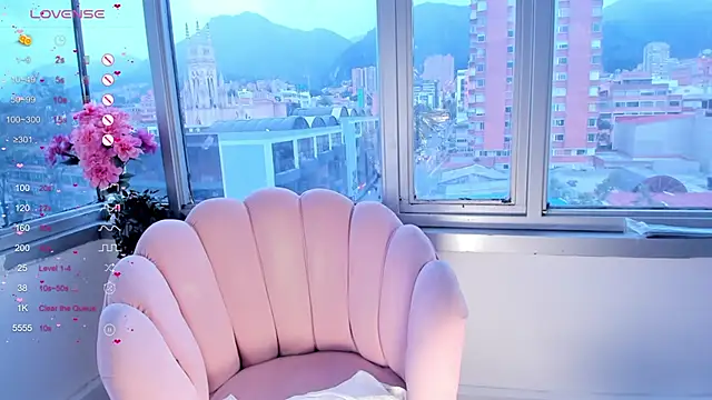 Snapshot of Megan_Lim chatting on 12.23.24 Megan Lim online show from 12.23.24