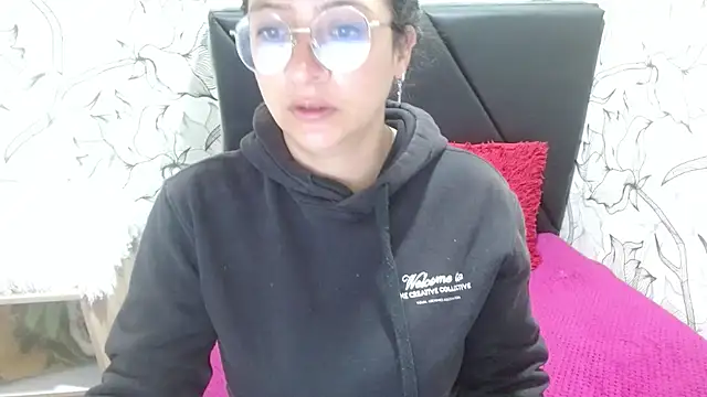Snapshot of sarax_ximena chatting on 01.25.25 sarax ximena online show from 01.25.25