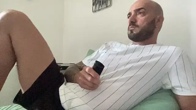 Snapshot of alessandromori91 chatting on 09.14.25 alessandromori91 online show from 09.14.25