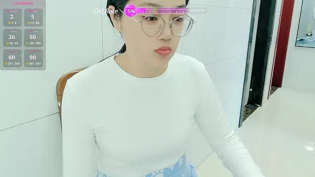 Snapshot of luoxuwen chatting on 12.02.24 luoxuwen online show from 12.02.24