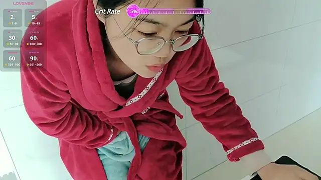Snapshot of luoxuwen chatting on 12.25.24 luoxuwen online show from 12.25.24
