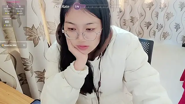 Snapshot of luoxuwen chatting on 01.12.25 luoxuwen online show from 01.12.25
