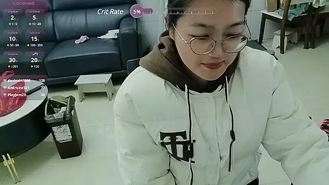 Snapshot of luoxuwen chatting on 02.13.25 luoxuwen online show from 02.13.25