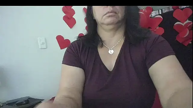 Evaaross 2345 online show from 02.16.25