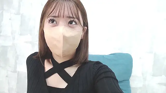 Snapshot of LOVE_MOMO_LOVE chatting on 01.13.25 LOVE MOMO LOVE online show from 01.13.25