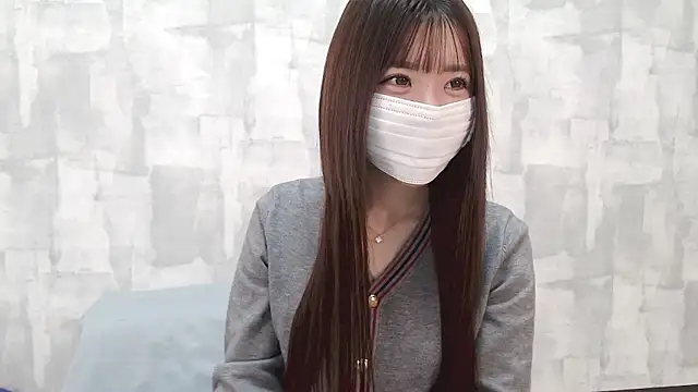 Snapshot of LOVE_MOMO_LOVE chatting on 09.28.25 LOVE MOMO LOVE online show from 09.28.25