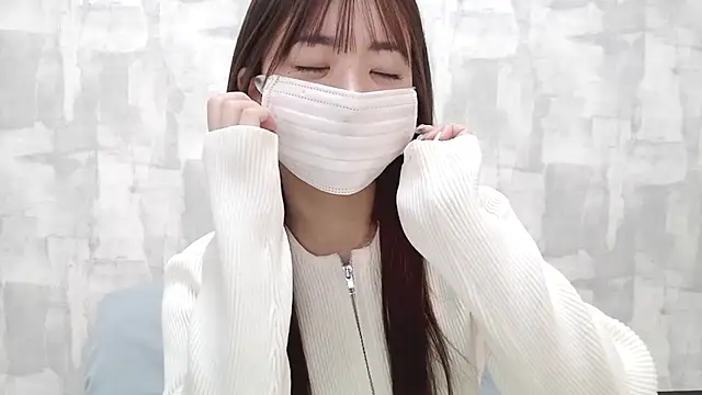 Snapshot of LOVE_MOMO_LOVE chatting on 10.12.25 LOVE MOMO LOVE online show from 10.12.25