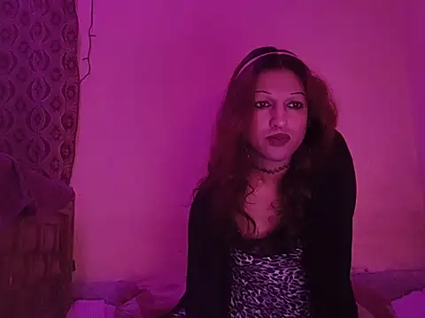 Snapshot of MmmMonikaBabie chatting on 01.20.25 MmmMonikaBabie online show from 01.20.25